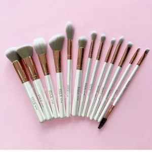 Kit de Brochas Essential Pro